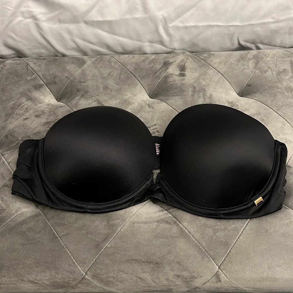 Victoria’s Secret Very Sexy multi way push up. Black. 36C. New.